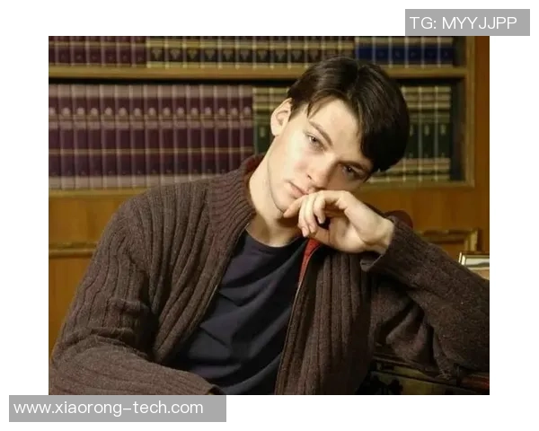 帅气足球男星盘点:这些球员不仅技艺出众颜值也同样让人倾倒 帅气足球男星盘点:这些球员不仅技艺出众颜值也同样让人倾倒