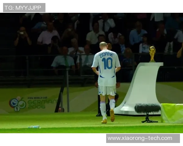 足球巨星首秀精彩回顾:那些让人铭记的首次亮相瞬间 足球巨星首秀精彩回顾:那些让人铭记的首次亮相瞬间